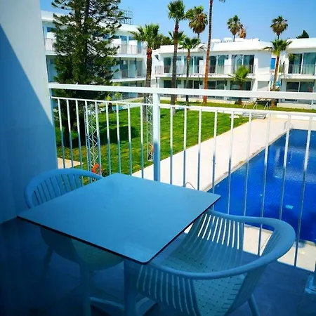 Hotel Lysithea 2*