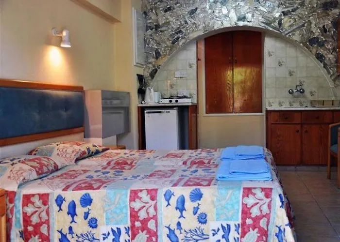 Szálloda Lysithea 2*